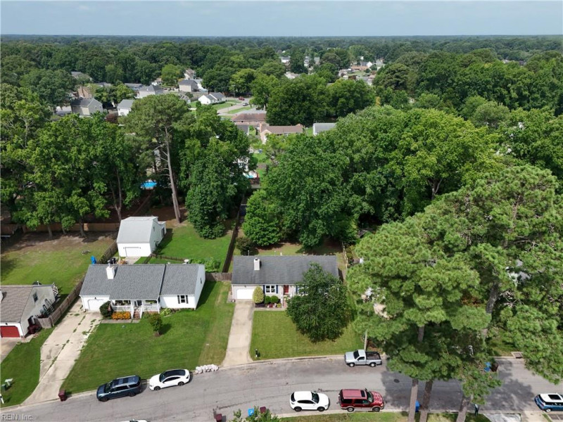 Photo 32 of 38 residential for sale in Chesapeake virginia Photo 32 of 38 residential for sale in Chesapeake virginia