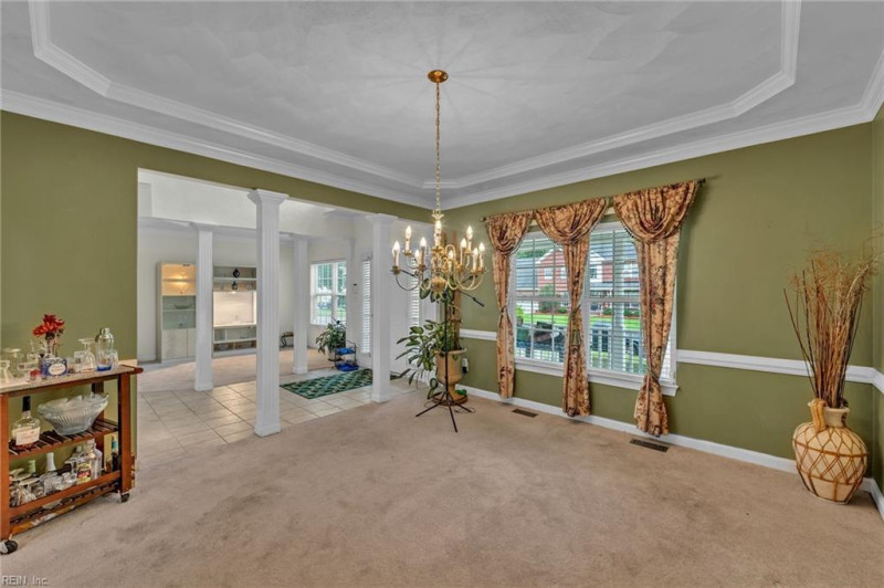 Photo 12 of 31 residential for sale in Chesapeake virginia