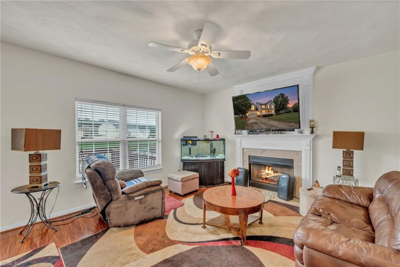 Photo 15 of 31 residential for sale in Chesapeake virginia