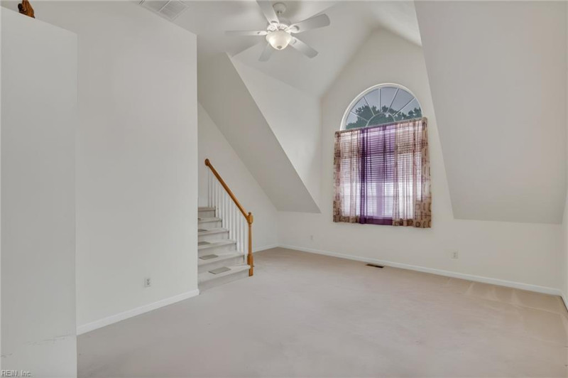 Photo 20 of 31 residential for sale in Chesapeake virginia