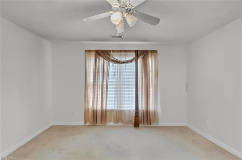 Photo 28 of 31 residential for sale in Chesapeake virginia