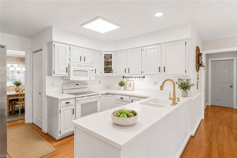 Photo 3 of 50 residential for sale in Newport News virginia Photo 3 of 50 residential for sale in Newport News virginia