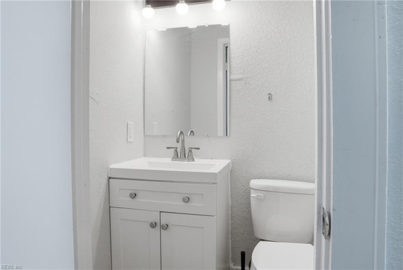 Photo 13 of 31 residential for sale in Norfolk virginia Photo 13 of 31 residential for sale in Norfolk virginia