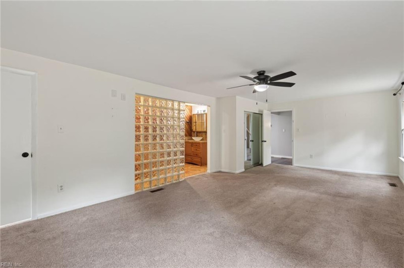 Photo 17 of 34 residential for sale in Norfolk virginia