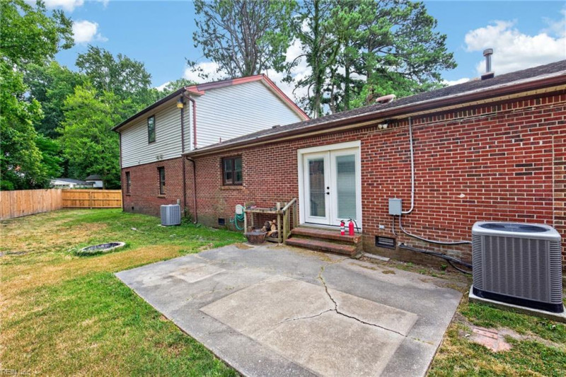 Photo 28 of 34 residential for sale in Norfolk virginia