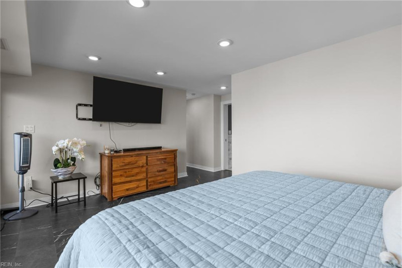 Photo 28 of 40 residential for sale in Virginia Beach virginia
