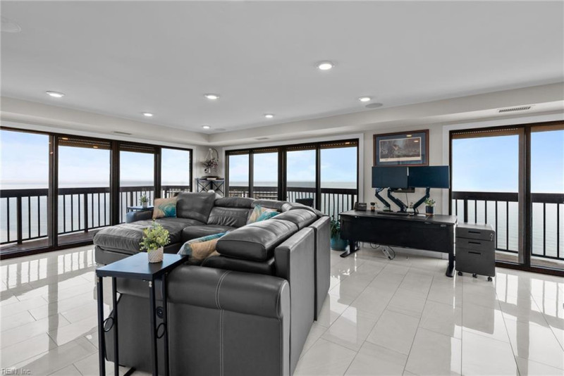 Photo 3 of 40 residential for sale in Virginia Beach virginia
