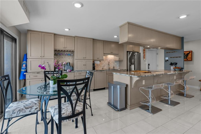 Photo 7 of 40 residential for sale in Virginia Beach virginia