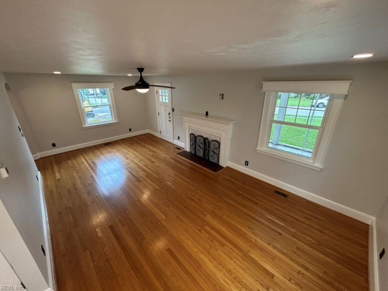 Photo 23 of 49 residential for sale in Portsmouth virginia Photo 23 of 49 residential for sale in Portsmouth virginia