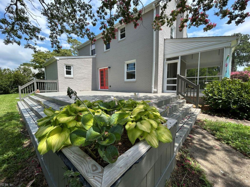 Photo 3 of 49 residential for sale in Portsmouth virginia Photo 3 of 49 residential for sale in Portsmouth virginia