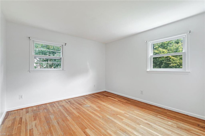 Photo 22 of 39 residential for sale in Newport News virginia