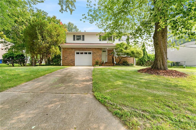 Photo 3 of 39 residential for sale in Newport News virginia