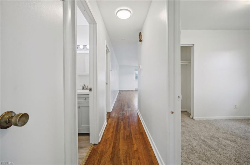 Photo 12 of 17 residential for sale in Norfolk virginia