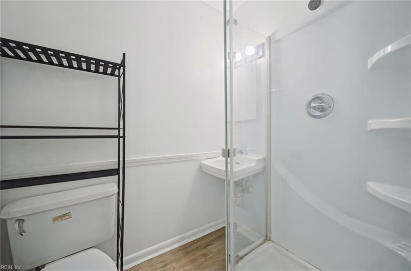 Photo 15 of 17 residential for sale in Norfolk virginia