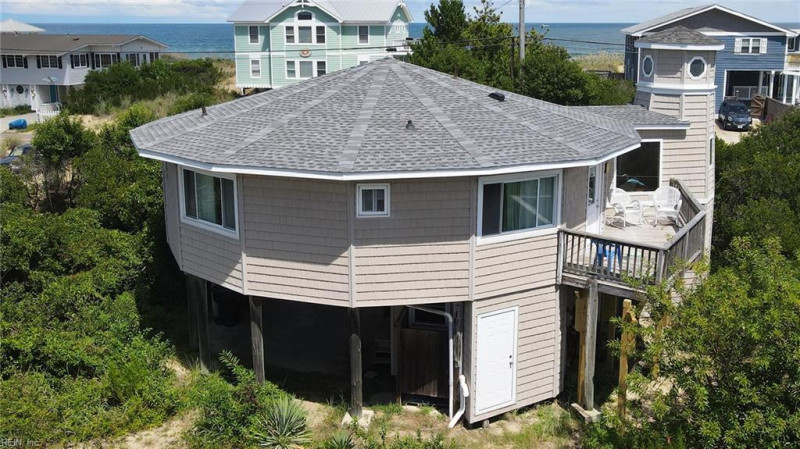 Photo 1 of 27 residential for sale in Virginia Beach virginia