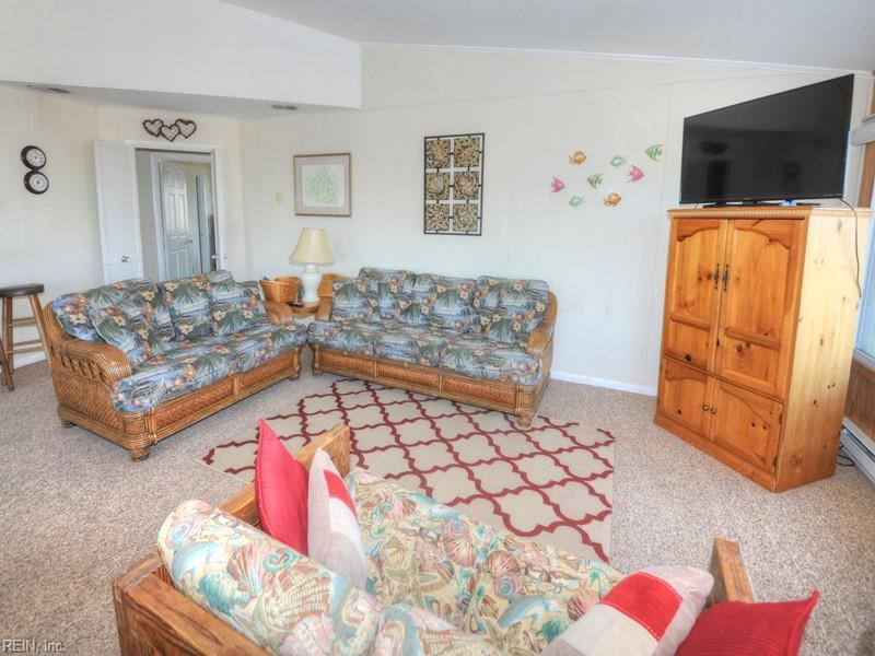 Photo 3 of 27 residential for sale in Virginia Beach virginia