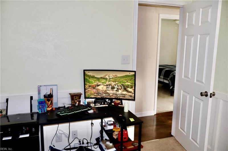 Photo 14 of 25 residential for sale in Chesapeake virginia Photo 14 of 25 residential for sale in Chesapeake virginia