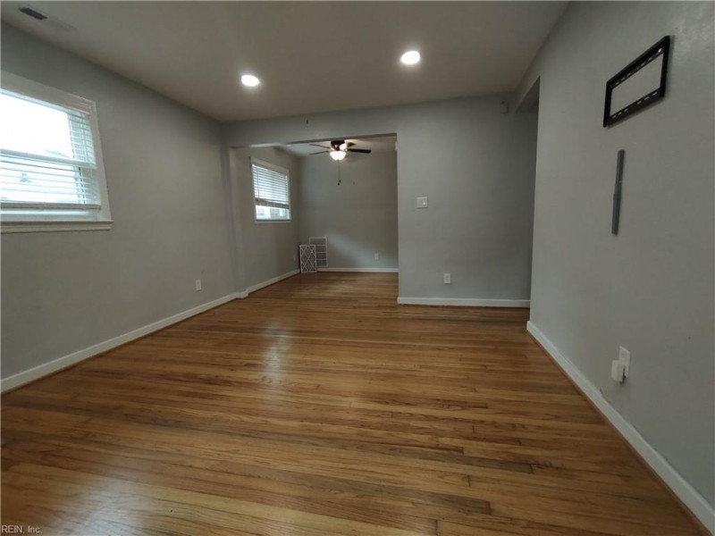Photo 5 of 10 residential for sale in Norfolk virginia Photo 5 of 10 residential for sale in Norfolk virginia