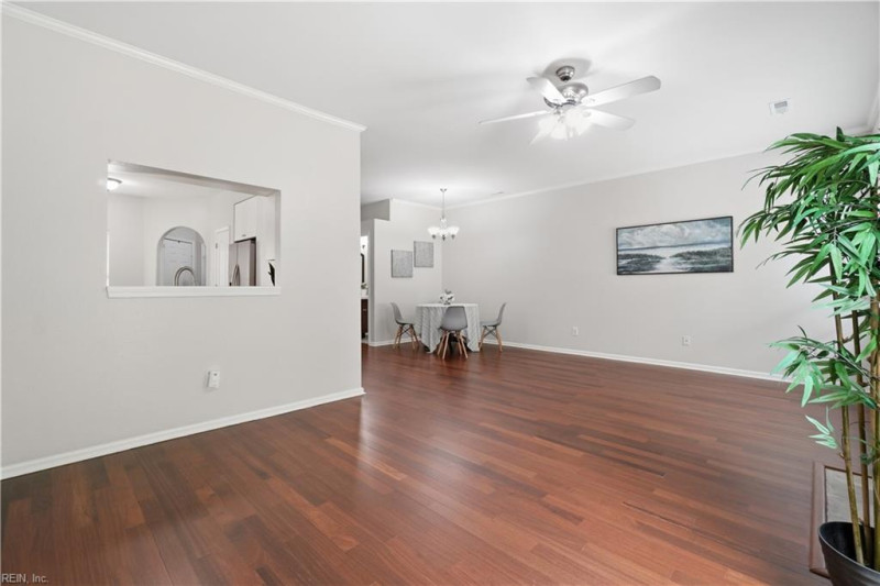 Photo 12 of 35 residential for sale in Virginia Beach virginia