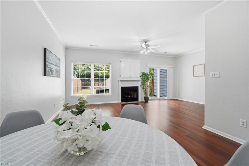 Photo 13 of 35 residential for sale in Virginia Beach virginia