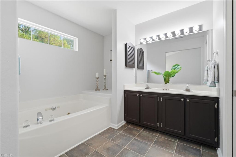 Photo 20 of 35 residential for sale in Virginia Beach virginia