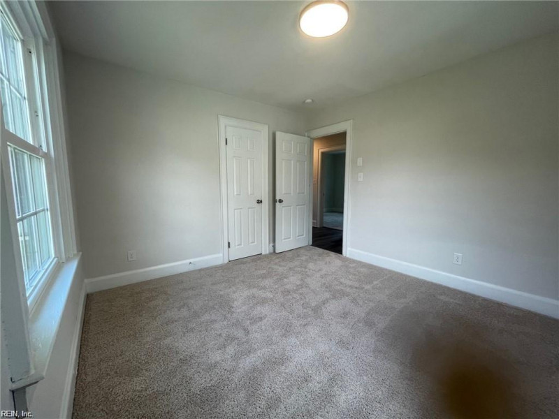 Photo 10 of 13 residential for sale in Franklin virginia
