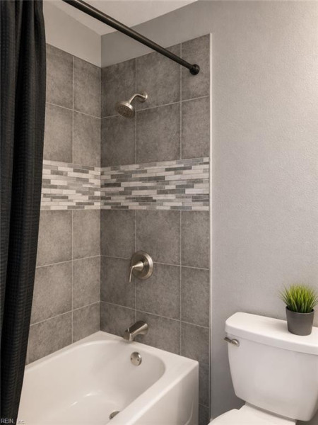 Photo 9 of 14 residential for sale in Hampton virginia
