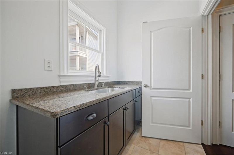 Photo 44 of 50 residential for sale in Norfolk virginia Photo 44 of 50 residential for sale in Norfolk virginia