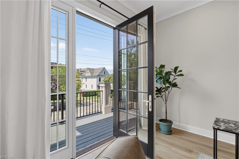 Photo 15 of 39 residential for sale in Norfolk virginia