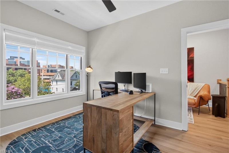 Photo 27 of 39 residential for sale in Norfolk virginia