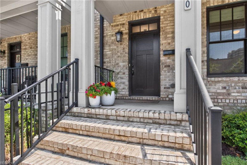 Photo 3 of 39 residential for sale in Norfolk virginia