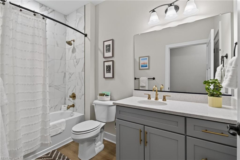 Photo 33 of 39 residential for sale in Norfolk virginia