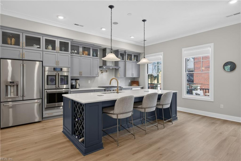 Photo 5 of 39 residential for sale in Norfolk virginia