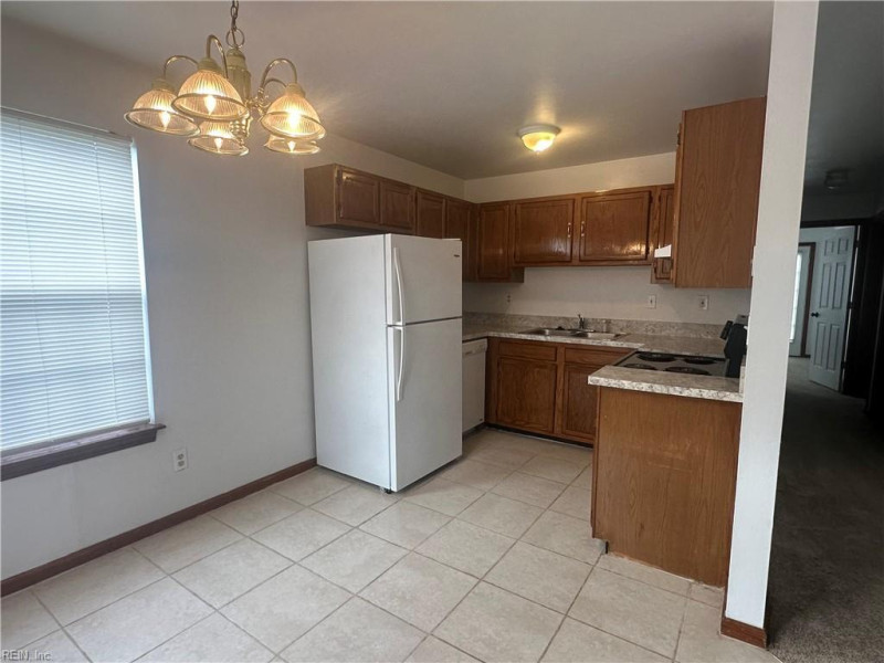 Photo 3 of 11 residential for sale in Chesapeake virginia Photo 3 of 11 residential for sale in Chesapeake virginia