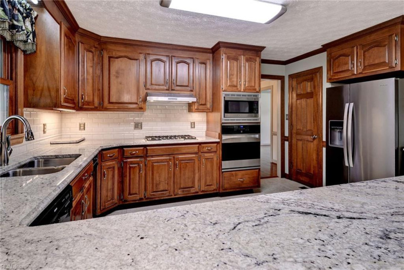 Photo 11 of 46 residential for sale in Poquoson virginia Photo 11 of 46 residential for sale in Poquoson virginia