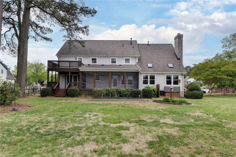 Photo 35 of 46 residential for sale in Poquoson virginia Photo 35 of 46 residential for sale in Poquoson virginia