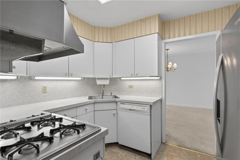 Photo 19 of 50 residential for sale in Norfolk virginia Photo 19 of 50 residential for sale in Norfolk virginia