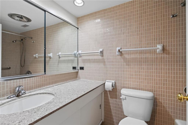 Photo 44 of 50 residential for sale in Norfolk virginia Photo 44 of 50 residential for sale in Norfolk virginia