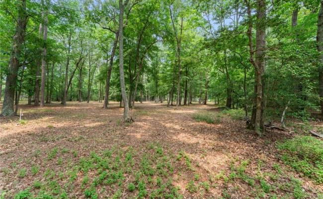 000 Five Gables Woodlands , Gloucester County, VA 23061