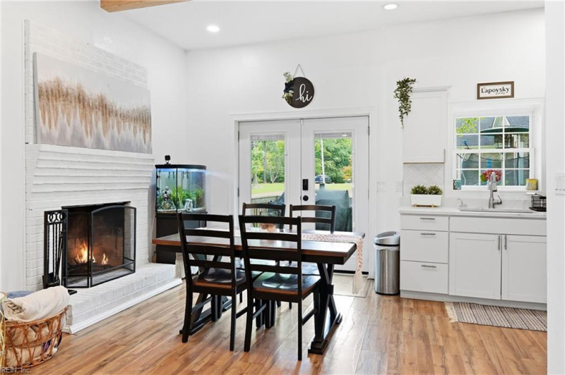 Photo 13 of 30 residential for sale in Suffolk virginia