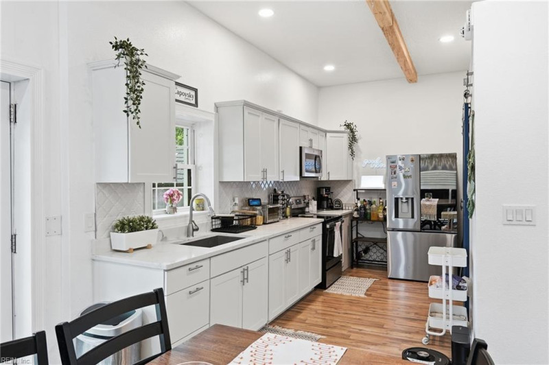 Photo 3 of 30 residential for sale in Suffolk virginia