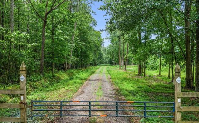 00 Five Gables Woodlands , Gloucester County, VA 23061