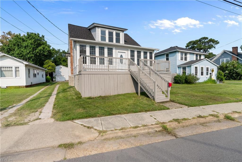 Photo 39 of 50 residential for sale in Poquoson virginia