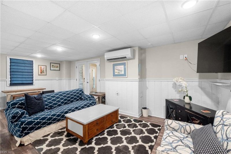 Photo 10 of 50 residential for sale in Virginia Beach virginia