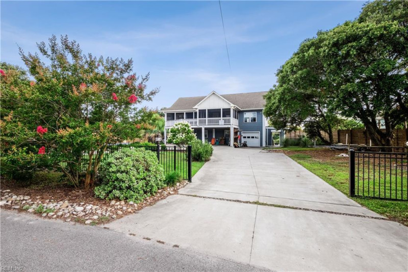 Photo 3 of 50 residential for sale in Virginia Beach virginia