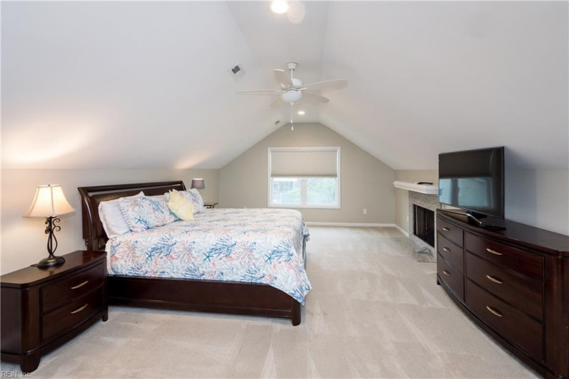 Photo 35 of 50 residential for sale in Virginia Beach virginia