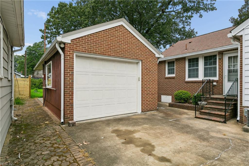 Photo 36 of 45 residential for sale in Hampton virginia Photo 36 of 45 residential for sale in Hampton virginia