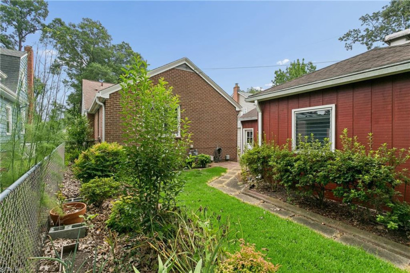Photo 37 of 45 residential for sale in Hampton virginia Photo 37 of 45 residential for sale in Hampton virginia