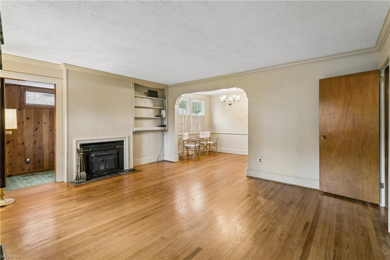 Photo 7 of 45 residential for sale in Hampton virginia Photo 7 of 45 residential for sale in Hampton virginia