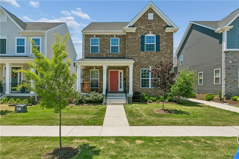 Photo 2 of 46 residential for sale in Poquoson virginia